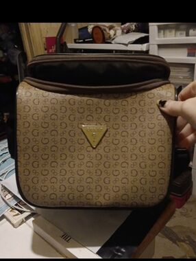 Guess insulated lunch box